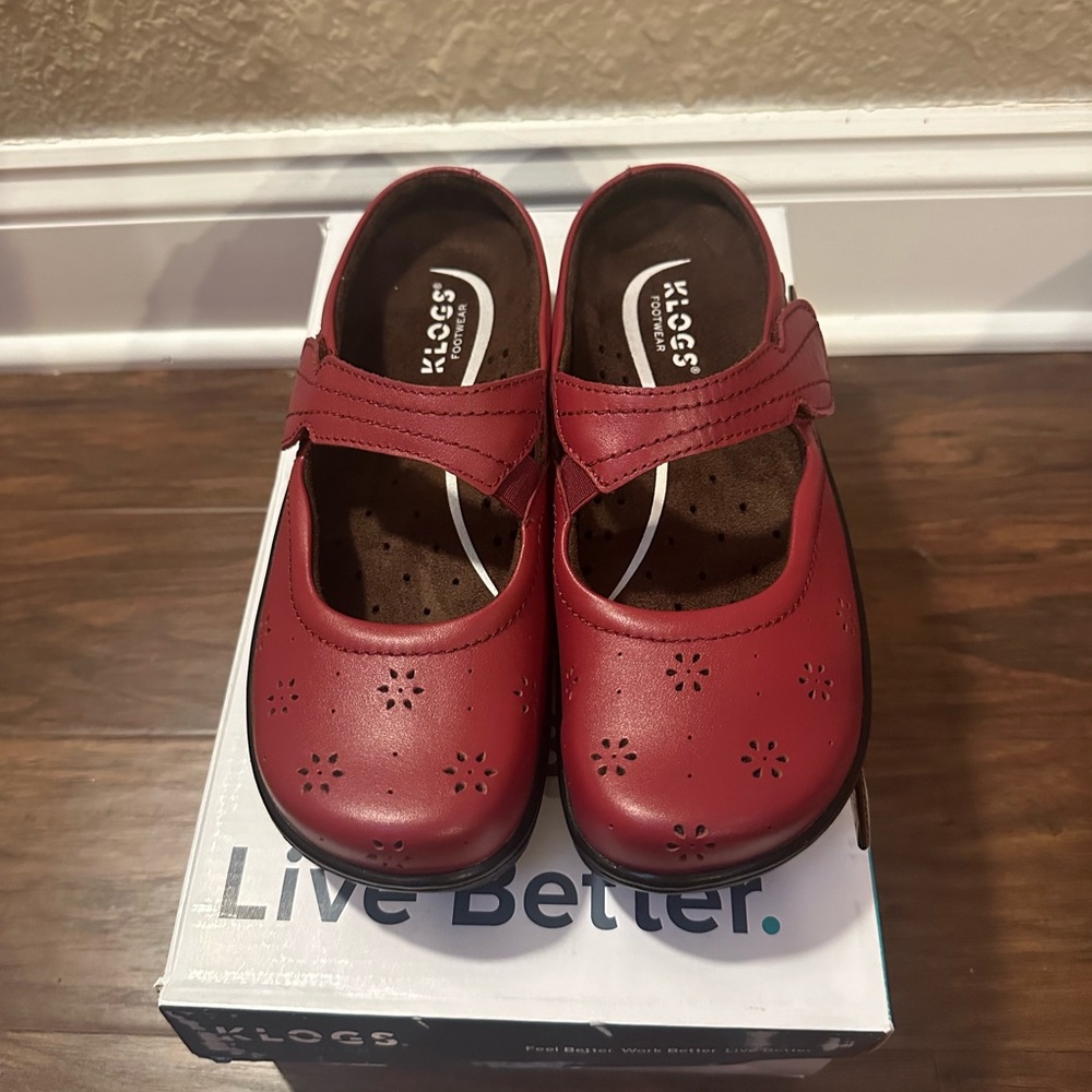 Klogs Red Women's Mules & Clogs, new in box